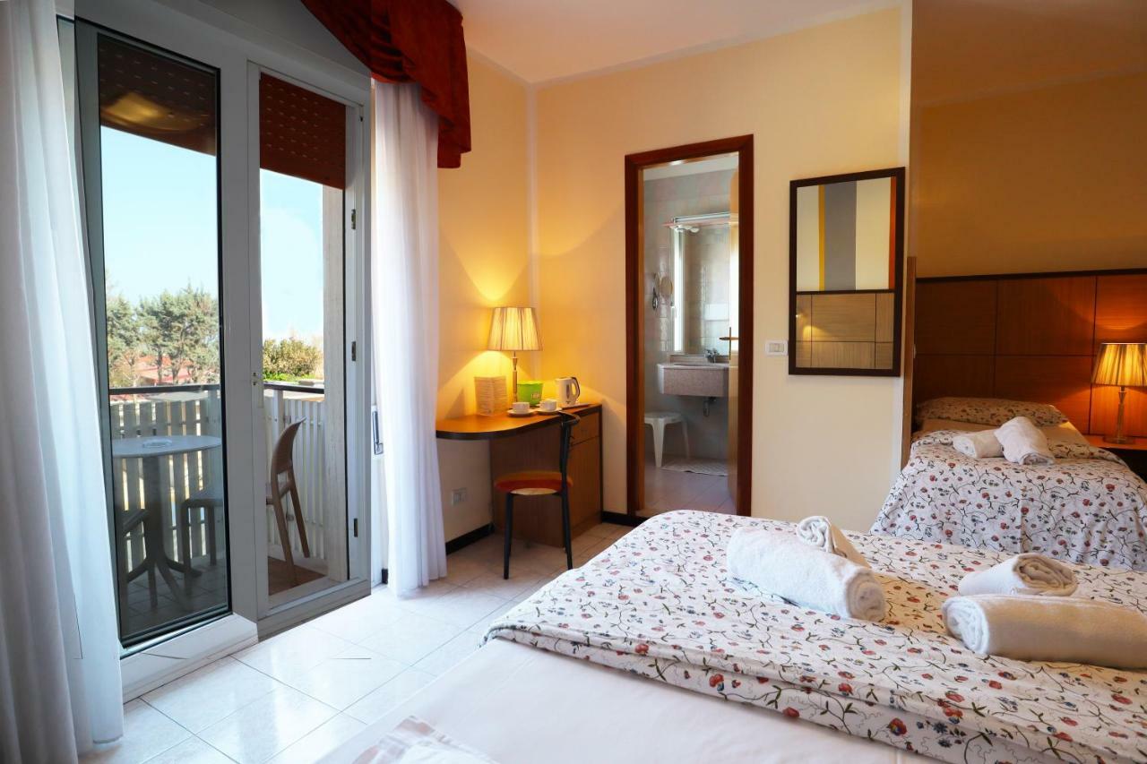 Hotel Righetto Fronte Mare Cavallino-Treporti Exterior foto